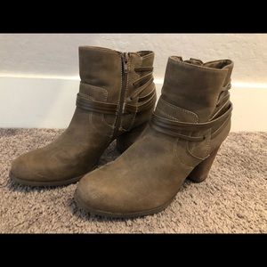 Madden Girl boots
